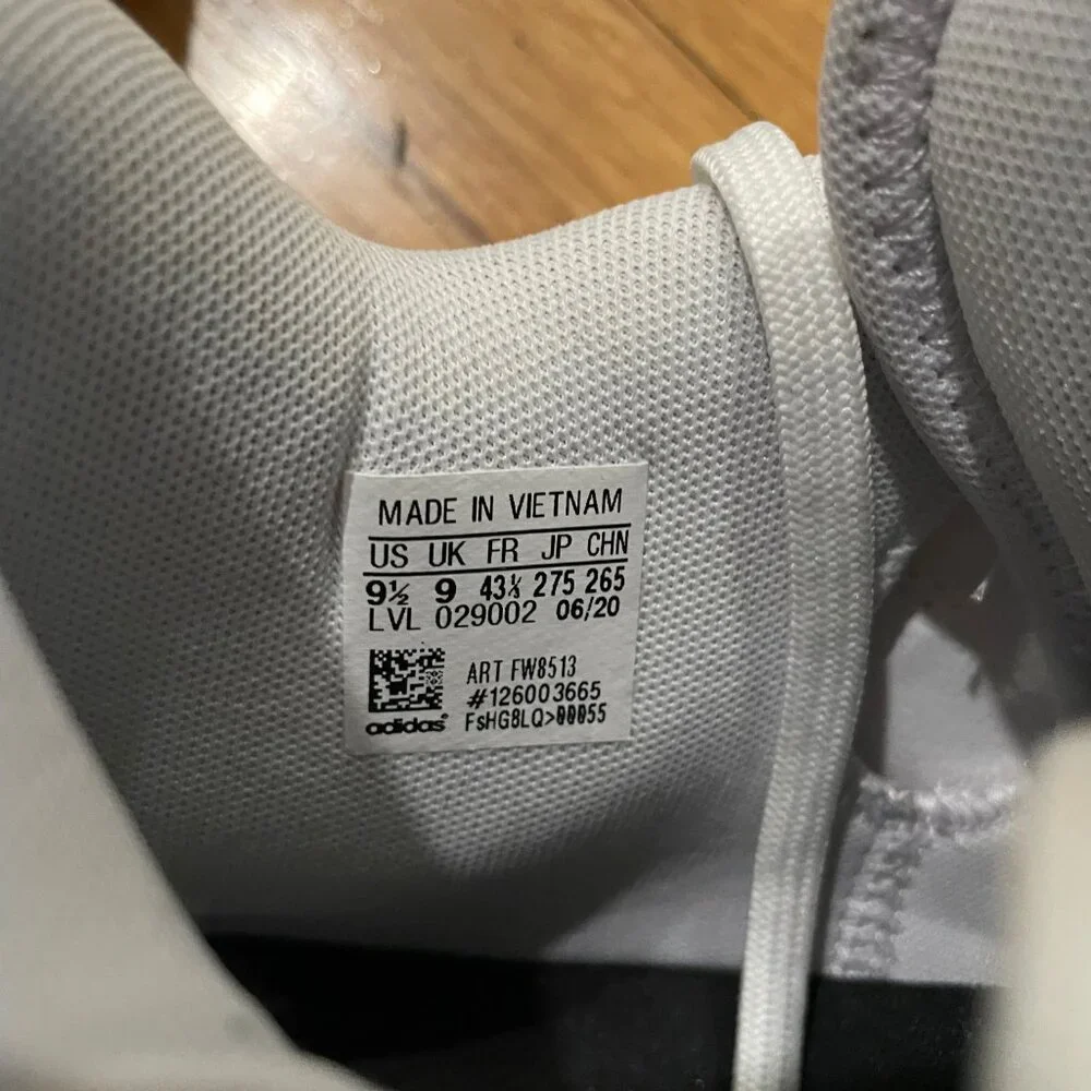 Adidas Men's Cloud White D.O.N. Issue #2 GCA Sneakers Size 9.5 (Like New) - Picture 4 of 4